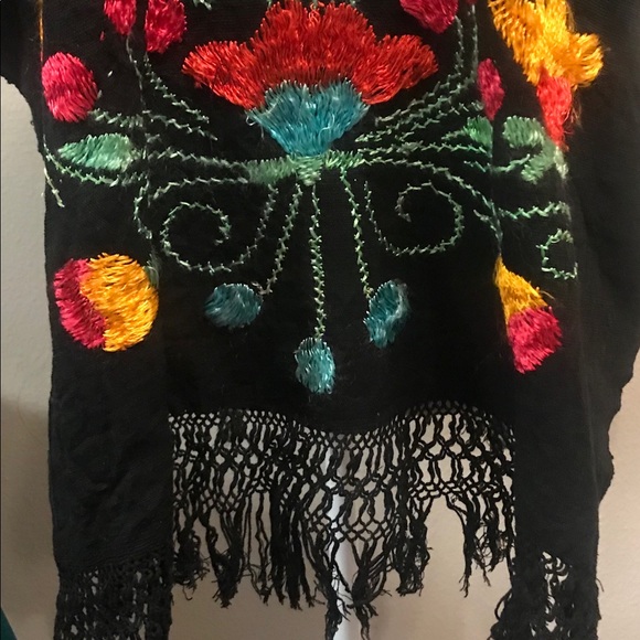 Handmade Poncho made in Guaymas - Picture 8 of 8